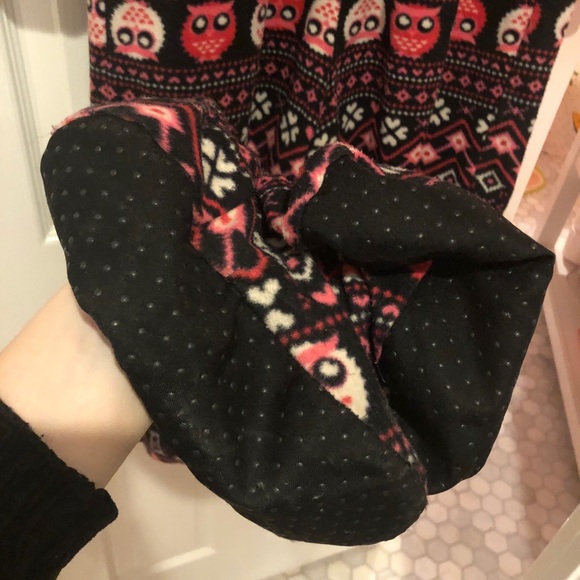 Women’s Fuzzy Own Onesie with Slipper Feet - Picture 4 of 4